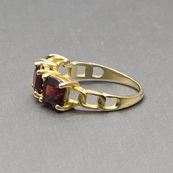 Sterling Vermeil Garnet Ring Size 7 3-Stone Chain Link Band White Zircon Accent - Picture 2 of 11